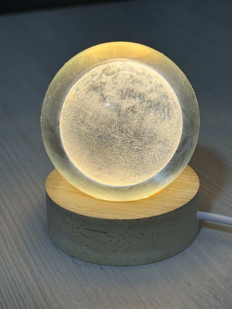Merchant photo of the lamp