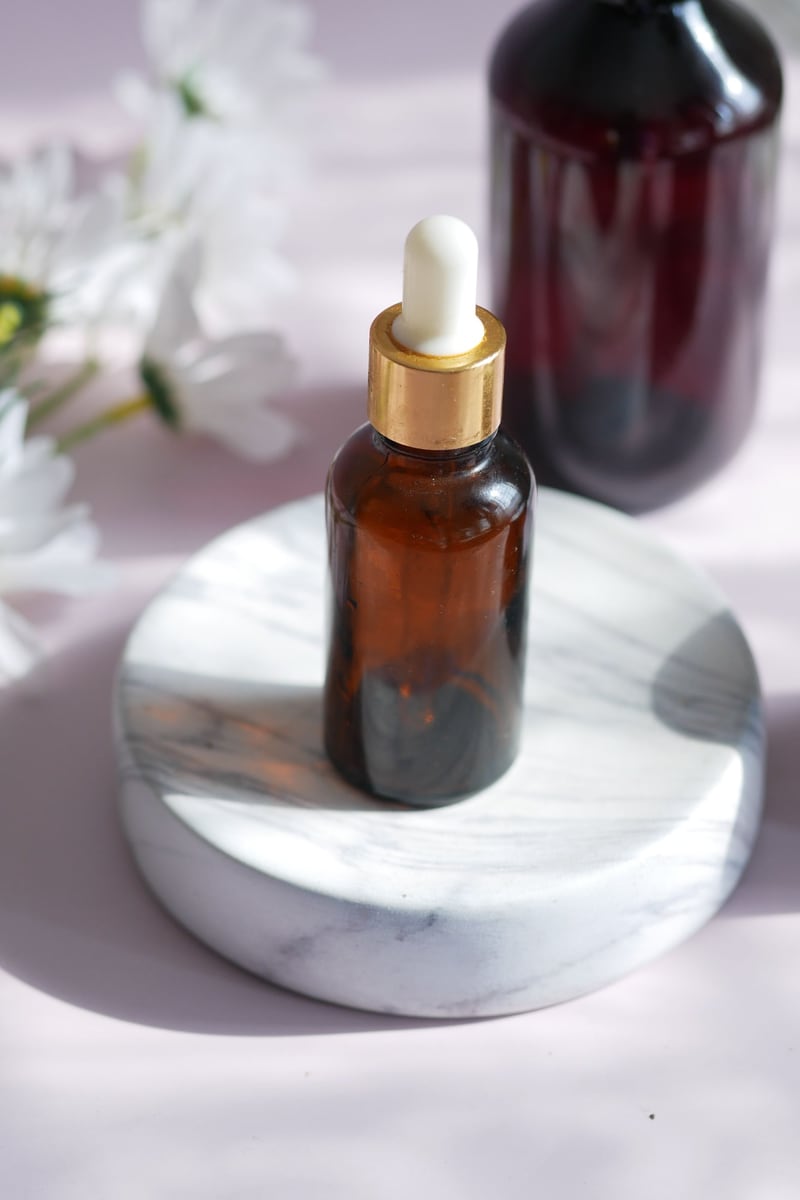 Merchant photo of the serum bottle